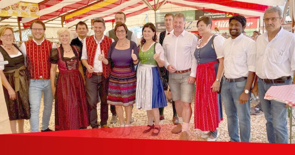 Die &auml;ltere Generation &bdquo;gackerte&ldquo; in St. Andr&auml; mit